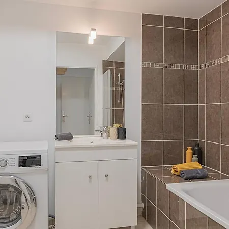 Elegant For 6 - Disneyland Paris *